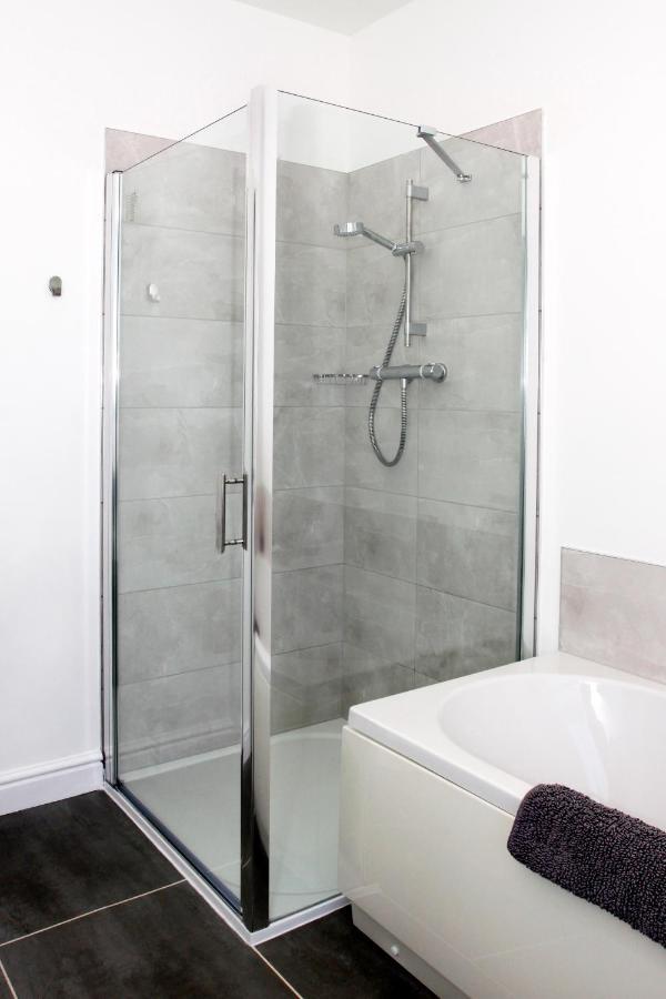 2 Yr Hen Fanc Apartment Aberaeron Exterior photo